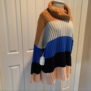 Color-block Turtle Neck